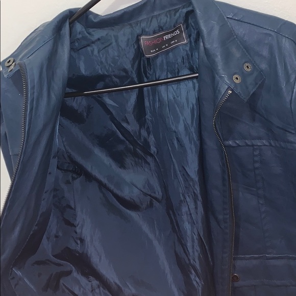 Leather jacket - Picture 2 of 4